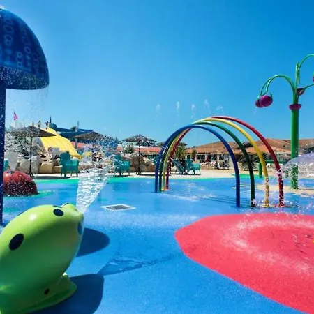 Ferienhaus With 2 Bedrooms In With Shared Pool Furnished Garden And Wifi 2 Km From The Beach *